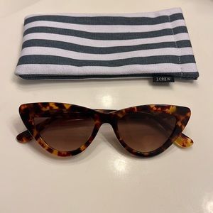 J.Crew Bungalow Cat Eye Sunglasses in Rich Tort. BRAND NEW, NEVER WORN!!